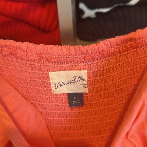 Universal Thread coral adjustable strap smocked lined midi dress size XS NWT - Picture 2 of 3